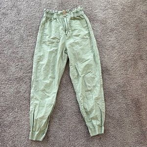 ZARA Cargo pants size 0